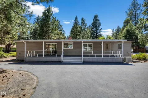 60992 Springcrest Drive Bend OR 97702