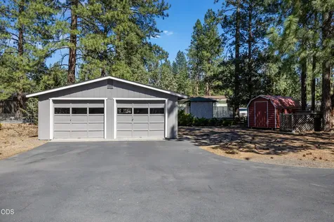 60992 Springcrest Drive Bend OR 97702