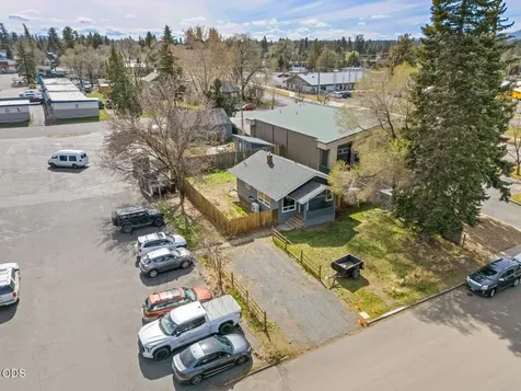 225 SE Vine Lane Bend OR 97702