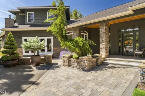 2390 Osprey Drive Redmond OR 97756