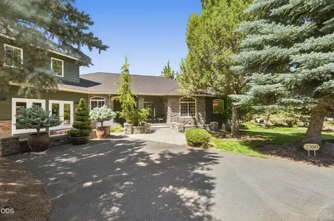 2390 Osprey Drive Redmond OR 97756