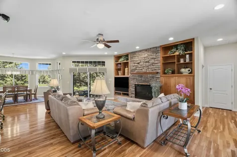 2390 Osprey Drive Redmond OR 97756