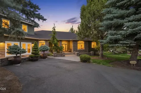 2390 Osprey Drive Redmond OR 97756