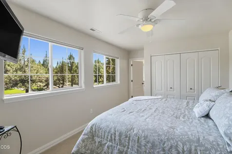 2390 Osprey Drive Redmond OR 97756