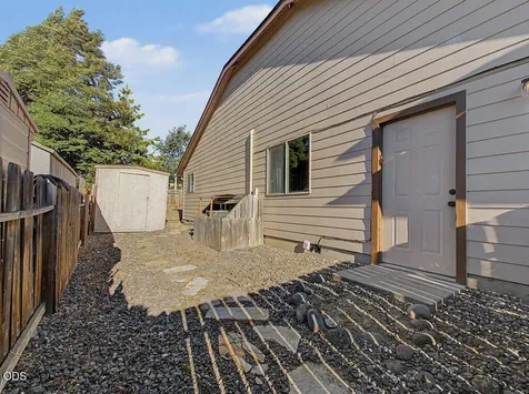 2611 Chantal Avenue Klamath Falls OR 97601