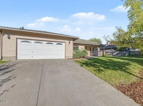 2611 Chantal Avenue Klamath Falls OR 97601