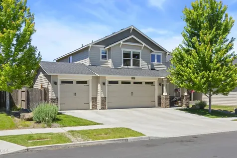 60865 SE Sweet Pea Drive Bend OR 97702