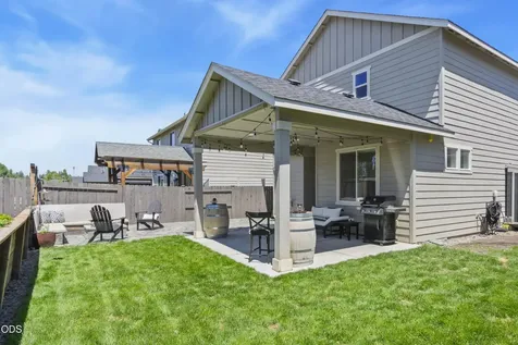 60865 SE Sweet Pea Drive Bend OR 97702