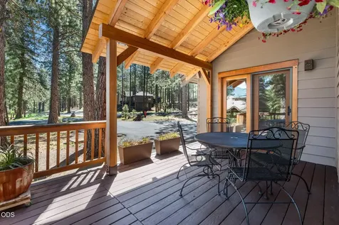13737 Speedwell Black Butte Ranch OR 97759