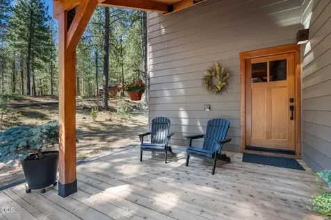 13737 Speedwell Black Butte Ranch OR 97759
