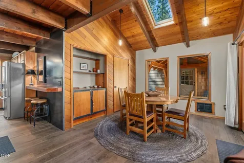13737 Speedwell Black Butte Ranch OR 97759