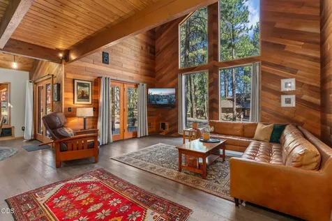 13737 Speedwell Black Butte Ranch OR 97759