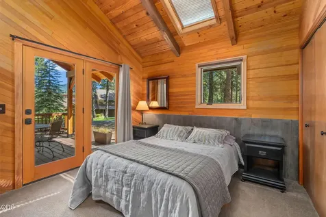 13737 Speedwell Black Butte Ranch OR 97759