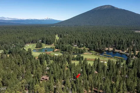 13737 Speedwell Black Butte Ranch OR 97759