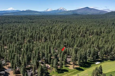 13737 Speedwell Black Butte Ranch OR 97759