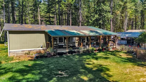 127 Wildpark Lane Selma OR 97538
