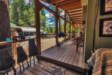127 Wildpark Lane Selma OR 97538