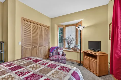 4567 Old Highway 99 S Ashland OR 97520