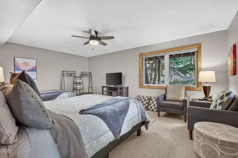 4567 Old Highway 99 S Ashland OR 97520