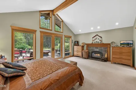 26359 SW Tamarack Lane Camp Sherman OR 97730