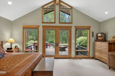 26359 SW Tamarack Lane Camp Sherman OR 97730