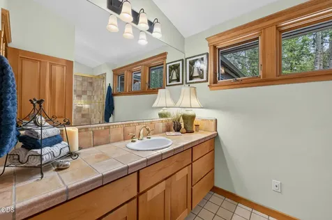 26359 SW Tamarack Lane Camp Sherman OR 97730