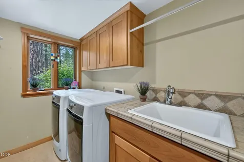 26359 SW Tamarack Lane Camp Sherman OR 97730