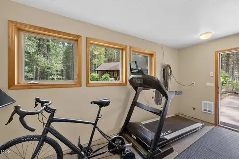 26359 SW Tamarack Lane Camp Sherman OR 97730