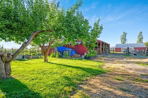 8230 Hill Road Klamath Falls OR 97603