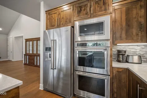 2596 NW Pine Terrace Drive Bend OR 97703