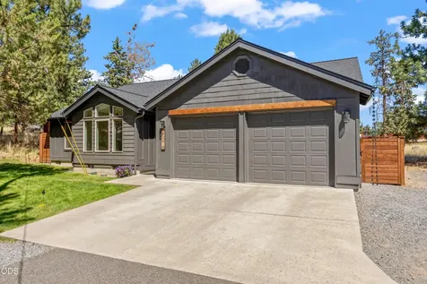20218 Archie Briggs Road Bend OR 97703