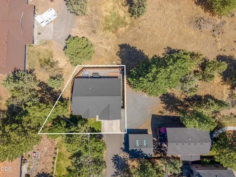 20218 Archie Briggs Road Bend OR 97703