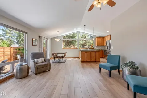 20218 Archie Briggs Road Bend OR 97703