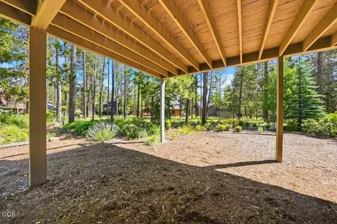 57715 Poplar Loop Sunriver OR 97707