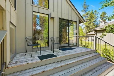 57715 Poplar Loop Sunriver OR 97707