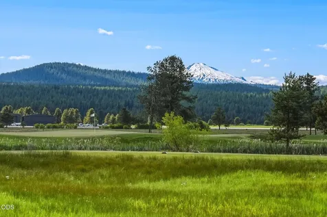 57715 Poplar Loop Sunriver OR 97707
