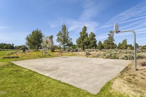 64736 Alcor Place Bend OR 97703