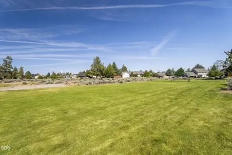 64736 Alcor Place Bend OR 97703
