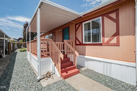 1570 S Peach Medford OR 97501