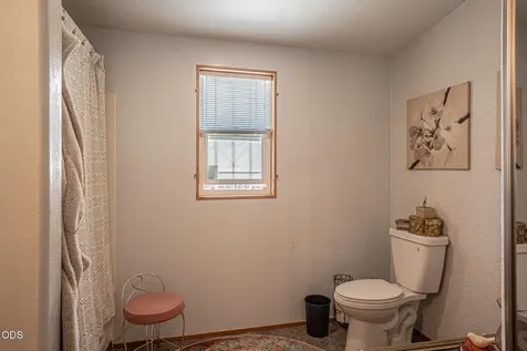 1570 S Peach Medford OR 97501