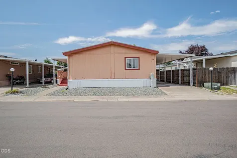 1570 S Peach Medford OR 97501
