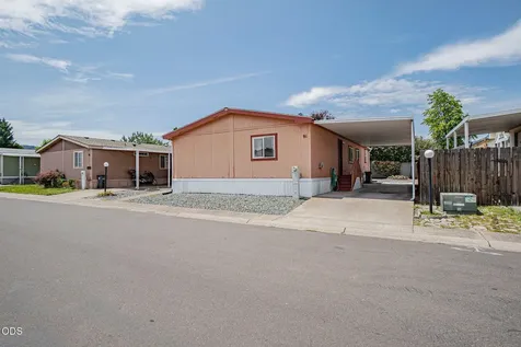1570 S Peach Medford OR 97501
