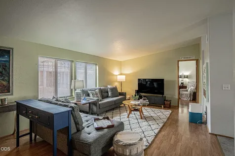 1570 S Peach Medford OR 97501