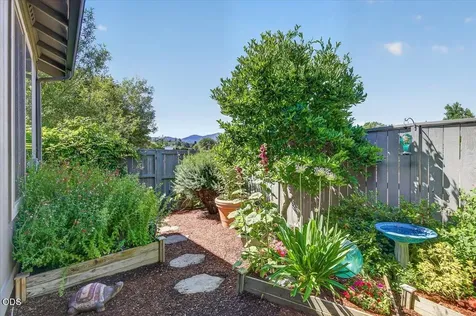 503 Antilles Lane Medford OR 97501