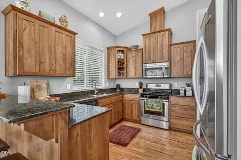 503 Antilles Lane Medford OR 97501