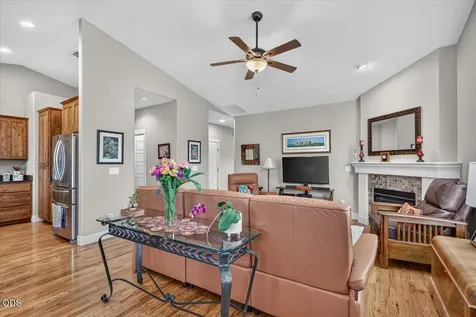503 Antilles Lane Medford OR 97501