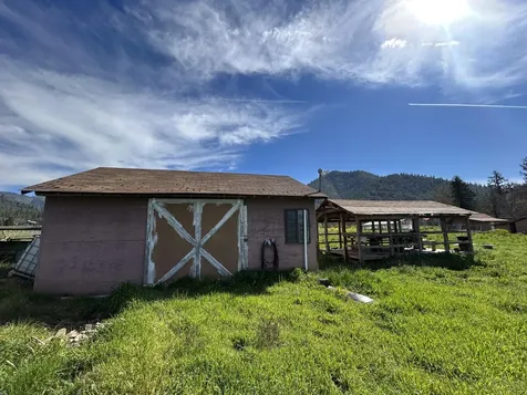 13990 N Applegate Road Applegate OR 97530