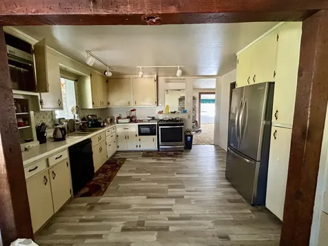 13990 N Applegate Road Applegate OR 97530