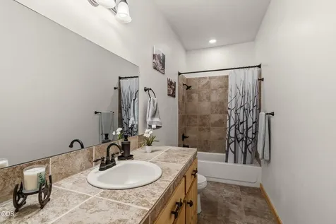 7608 Skycrest Drive Klamath Falls OR 97601