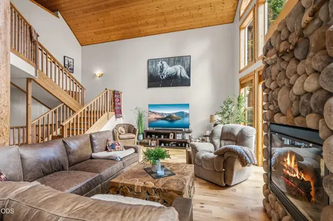 7608 Skycrest Drive Klamath Falls OR 97601
